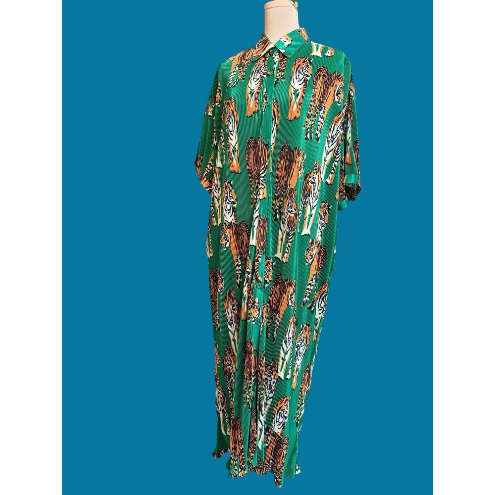 Dressed In Lala | So Far So Good Green Plisse Tiger Tail Maxi Dress | Worn Once - Picture 11 of 16